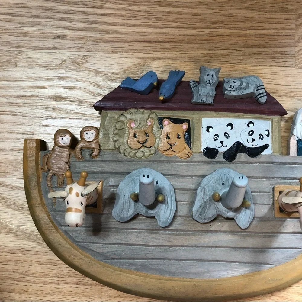 Vintage Noah’s Ark Coat Rack Hook Hanging Animals Elephant Giraffe Kids Room